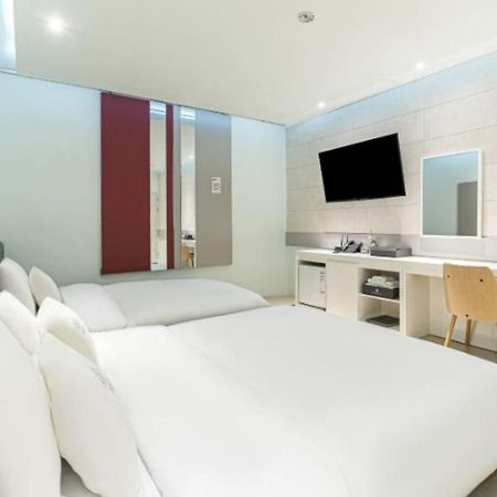 Gimpo Pentastar Hotel Экстерьер фото